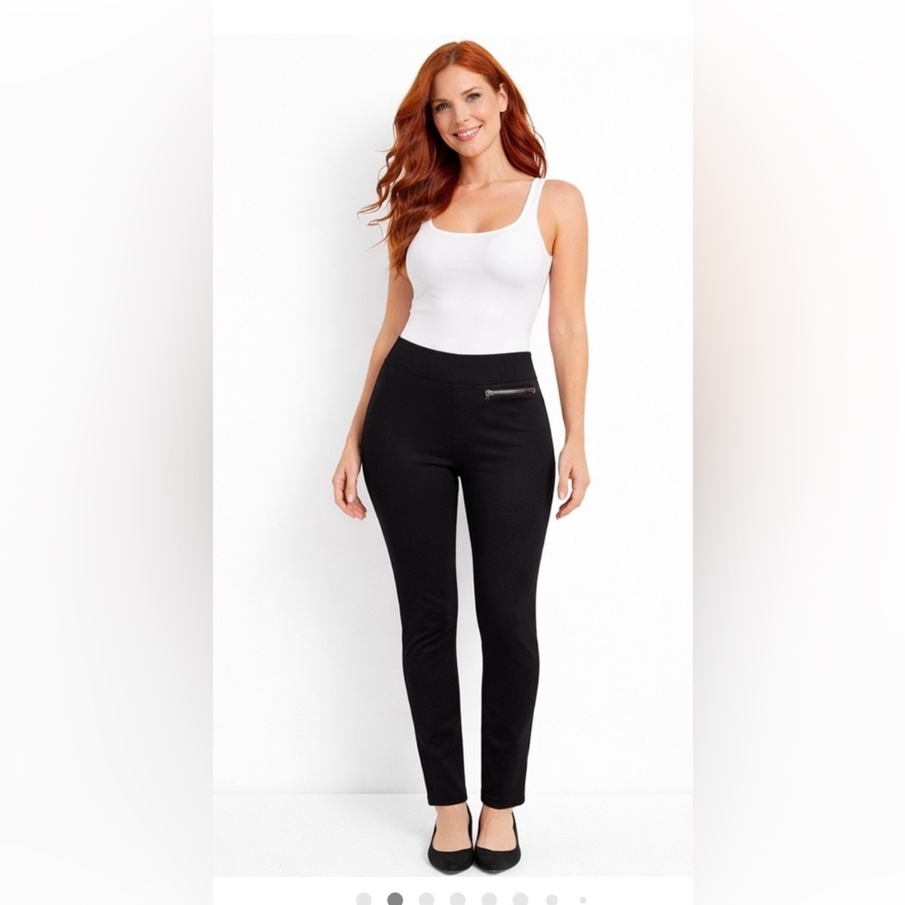 NWOT DKNY Pull on Black Slim Fit Pants Size L